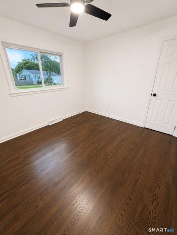 11 Flaum Drive West Haven CT 06516