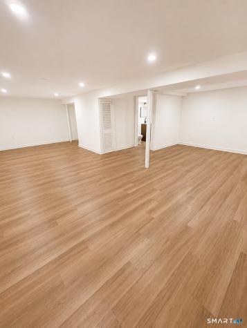 11 Flaum Drive West Haven CT 06516