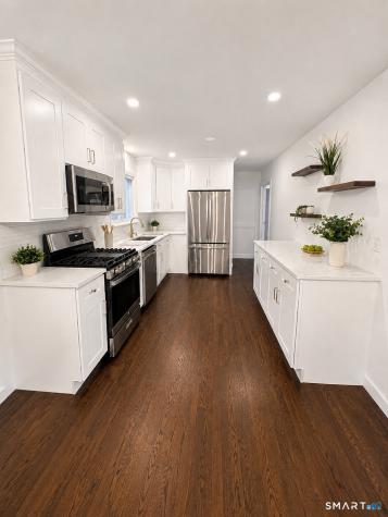 11 Flaum Drive West Haven CT 06516