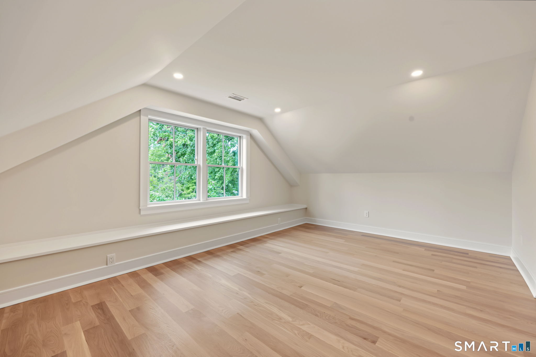 5 Hunter Street Greenwich CT 06870