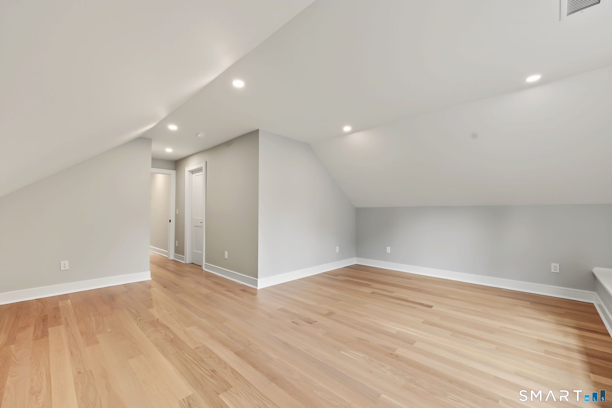 5 Hunter Street Greenwich CT 06870