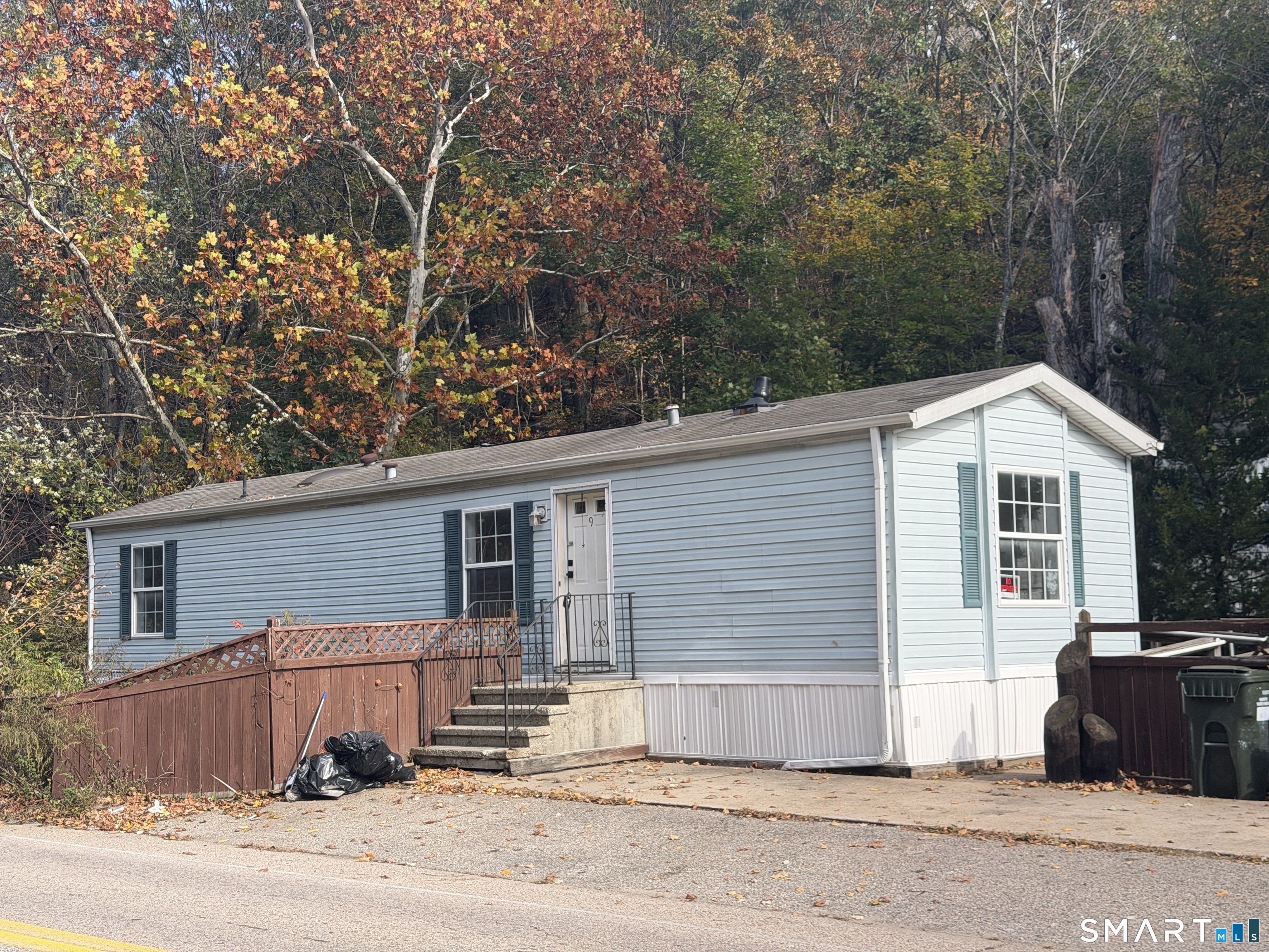23 Hunters Road Norwich CT 06360