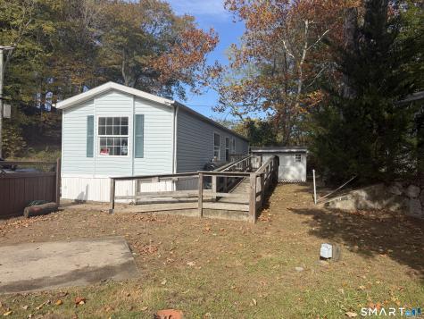 23 Hunters Road Norwich CT 06360