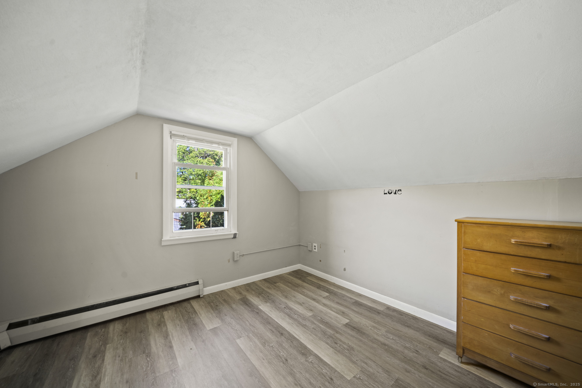 7 Oakwood Street Enfield CT 06082