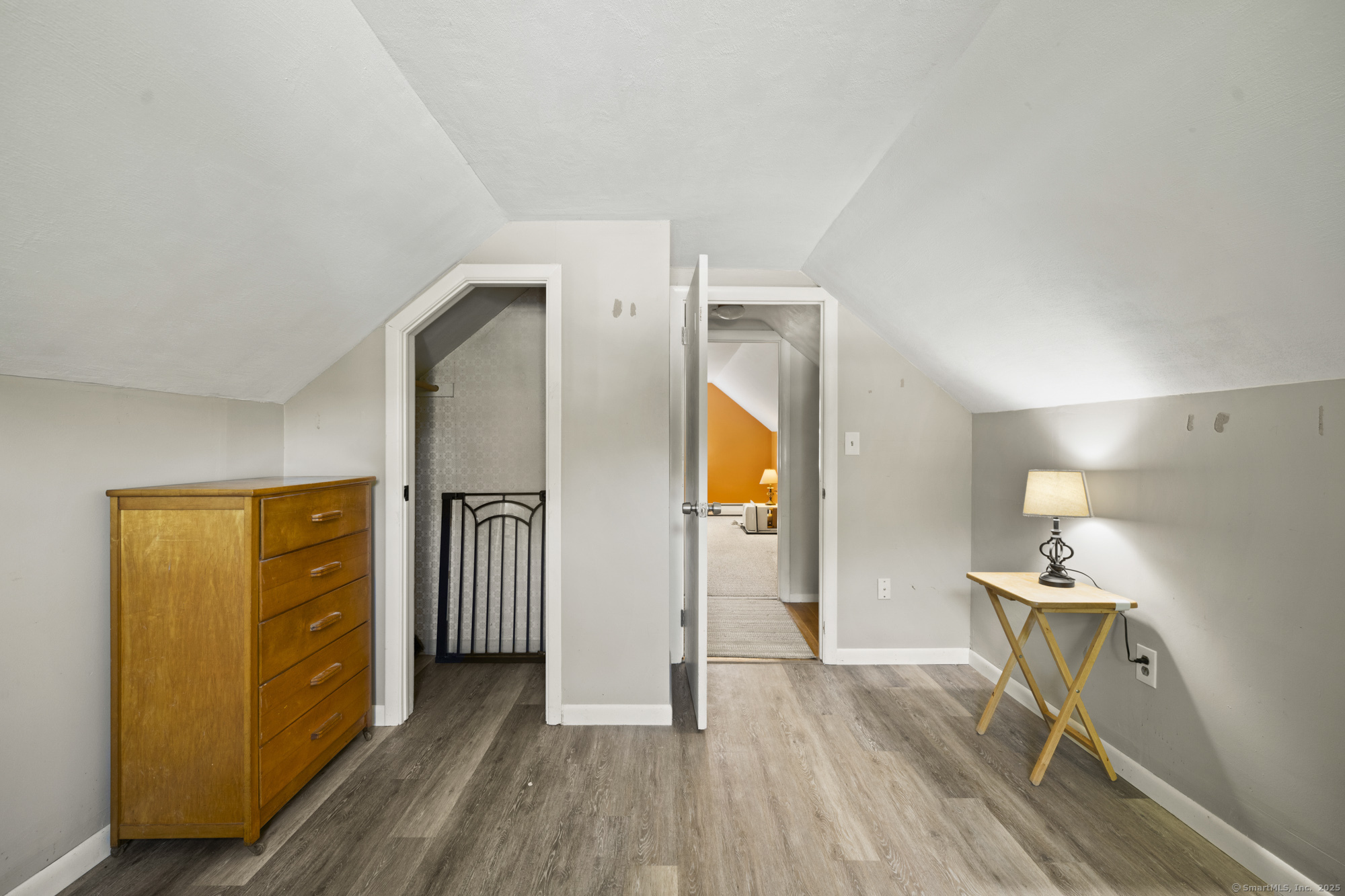 7 Oakwood Street Enfield CT 06082