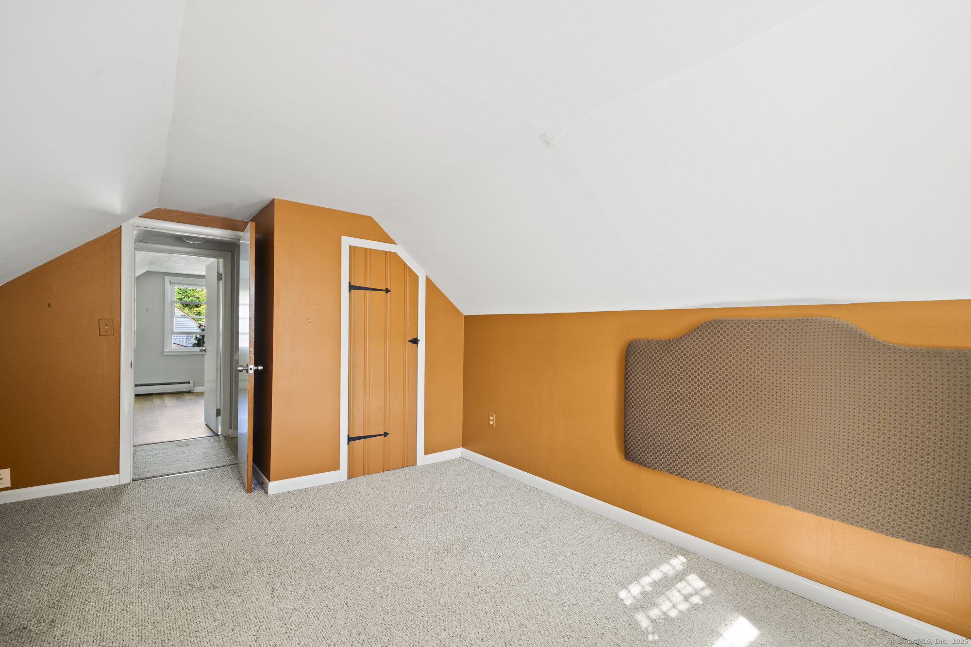 7 Oakwood Street Enfield CT 06082