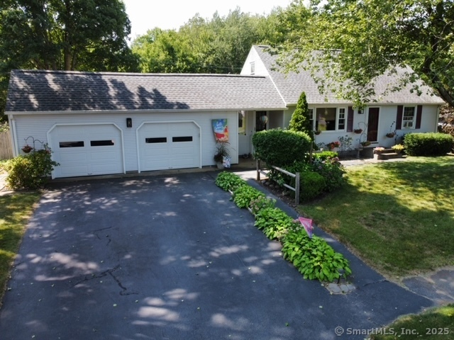 7 Oakwood Street Enfield CT 06082