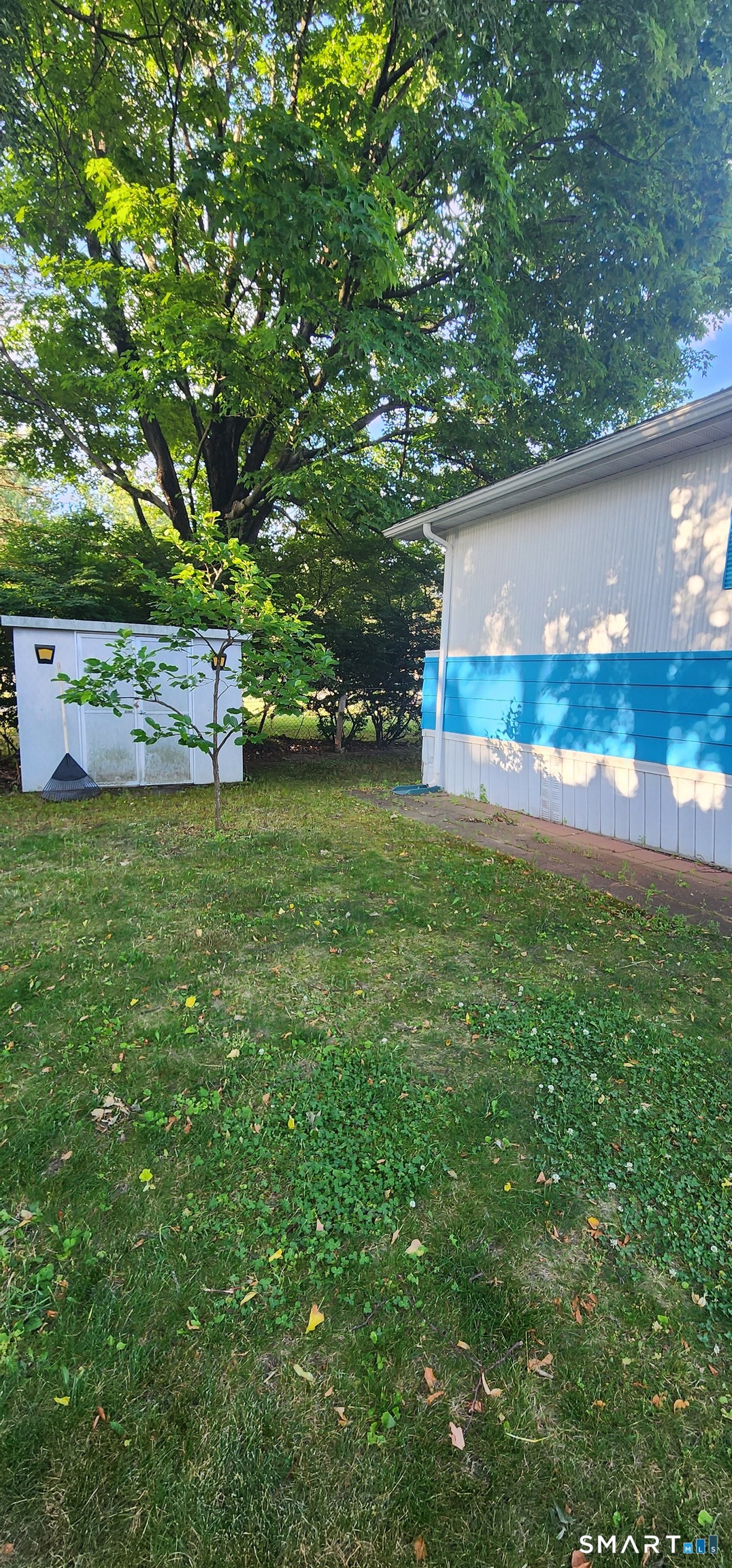 16 Arapaho Drive East Hartford CT 06118