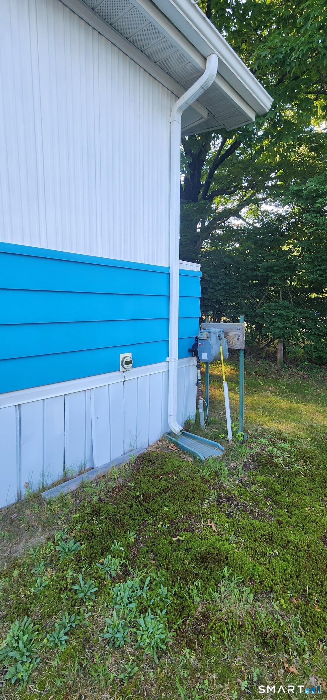 16 Arapaho Drive East Hartford CT 06118