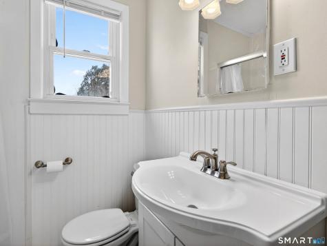 6 Slocum Drive East Lyme CT 06357