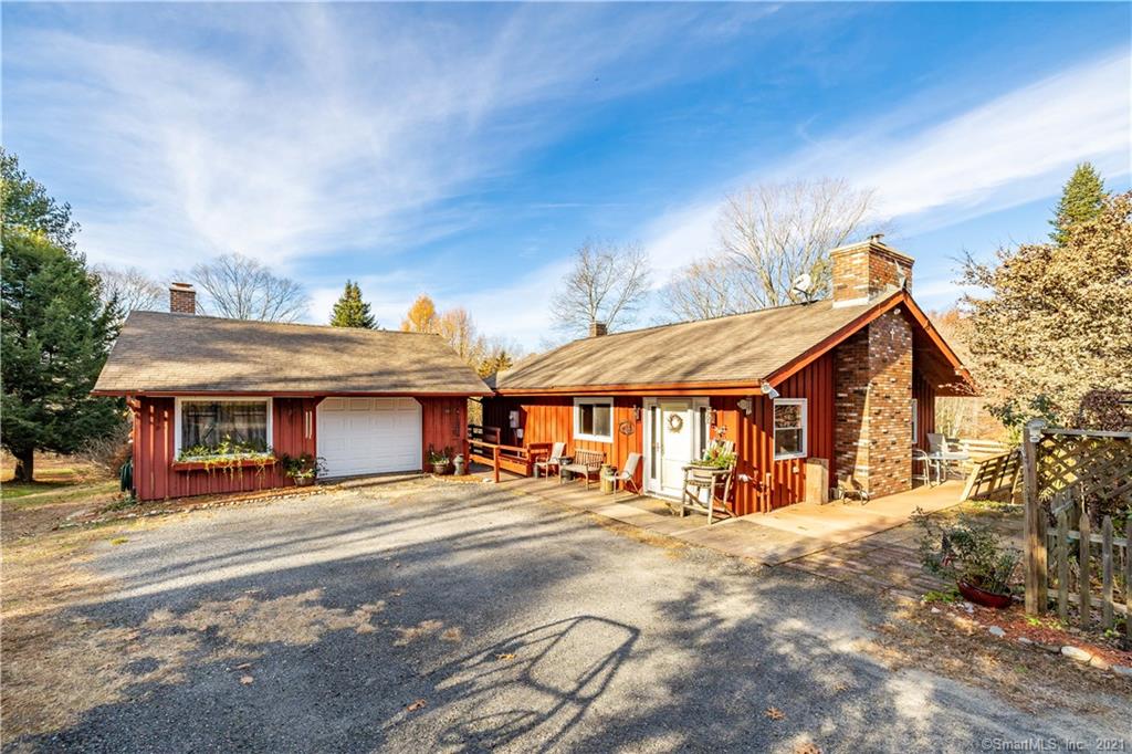 182 Kahn Road Franklin CT 06254