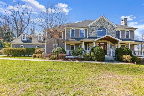5 Sasqua Pond Road Norwalk CT 06855