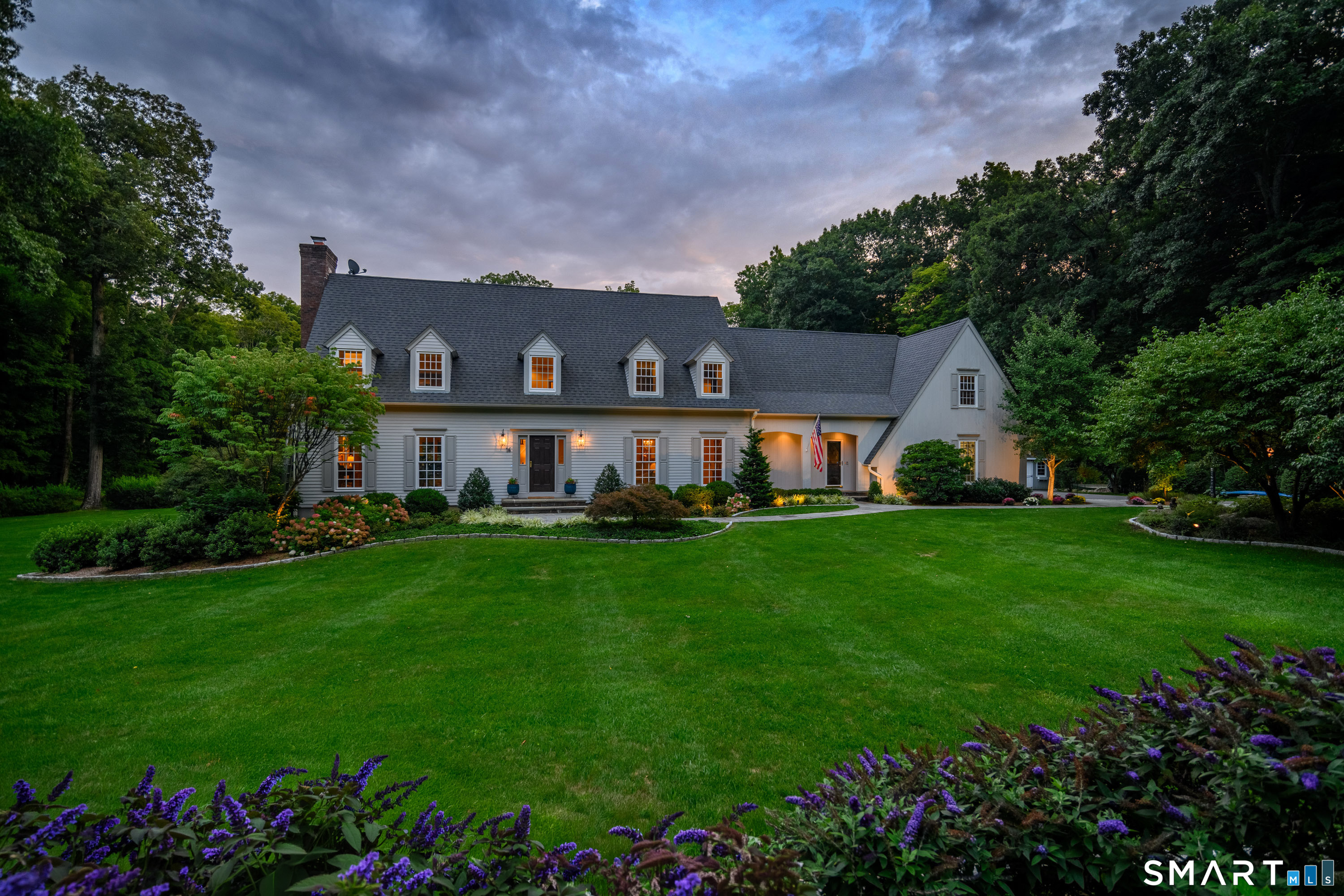 16 Winding Brook Road Newtown CT 06470