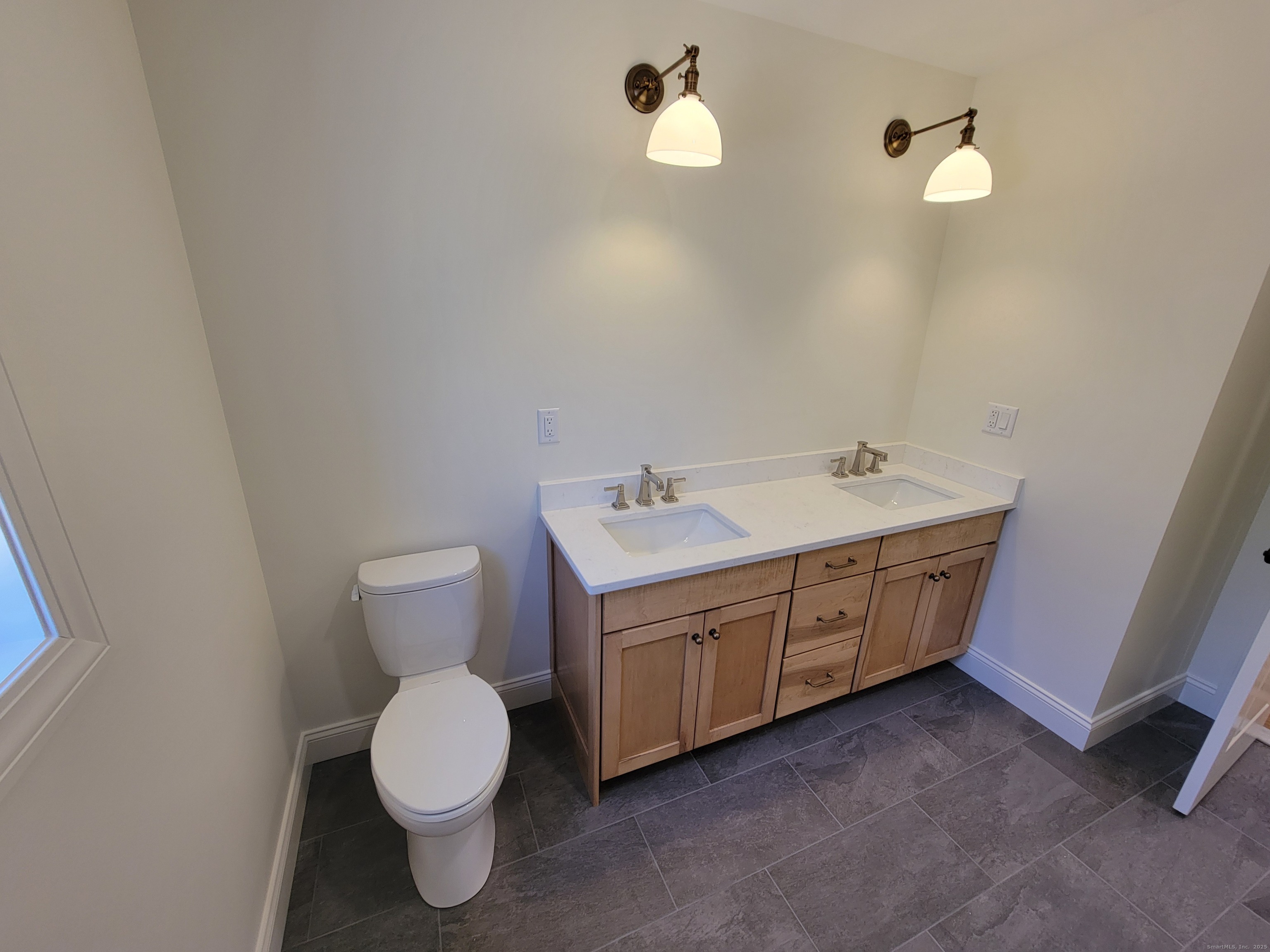 963 High Road Berlin CT 06037