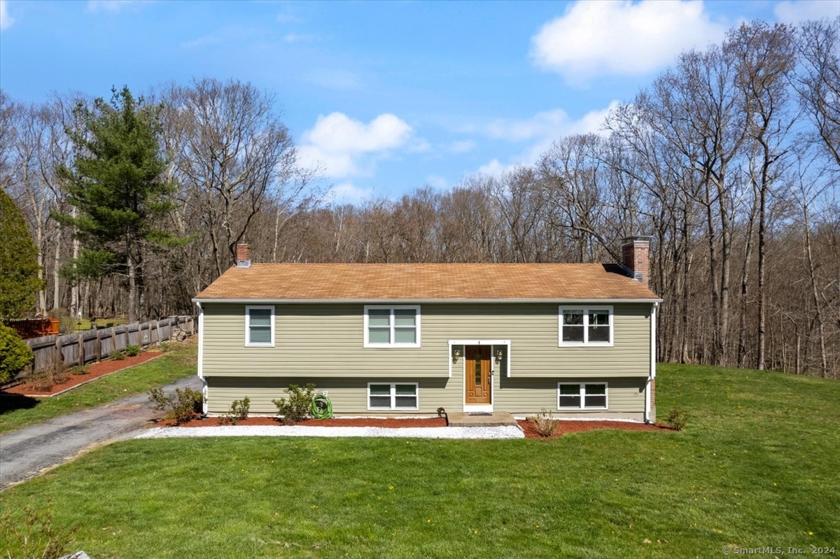 8 Pin Oak Terrace Norwich CT 06360