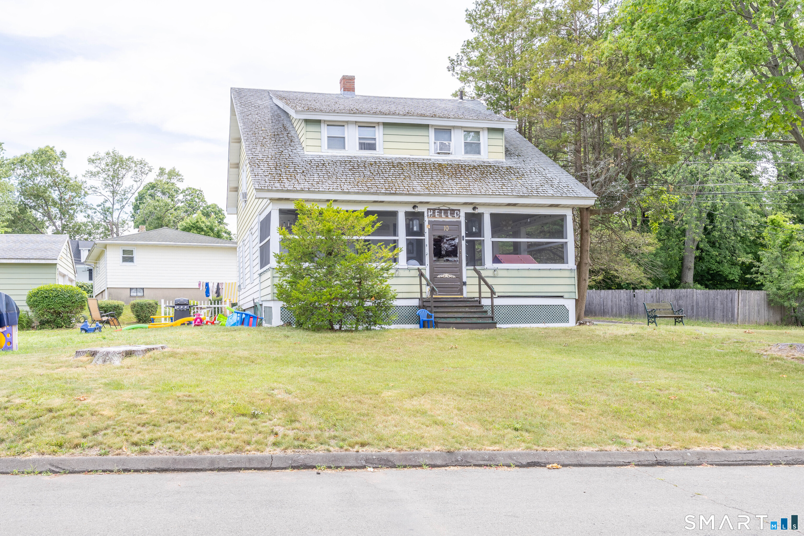 10 Harwich Street East Haven CT 06512