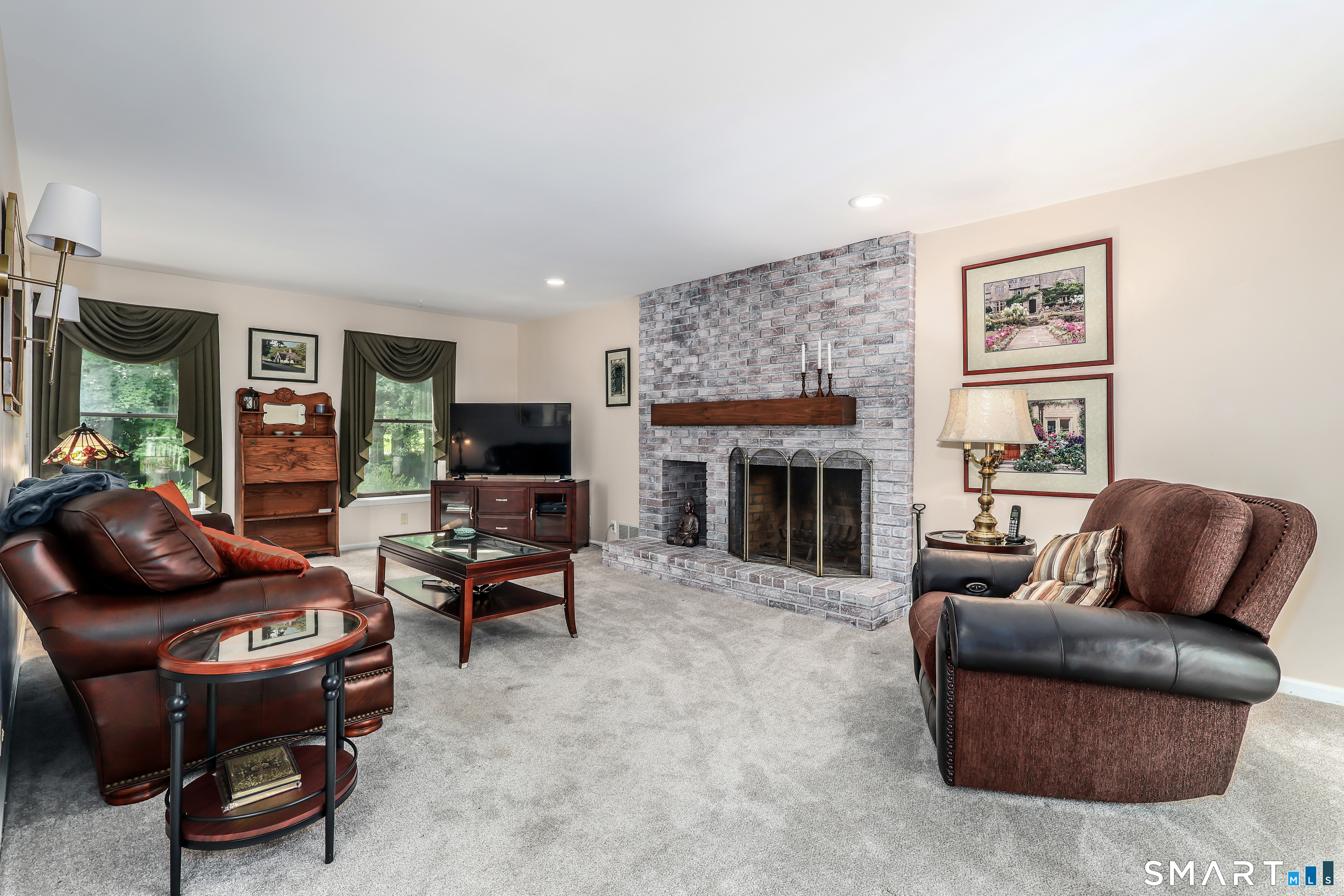 33 Brookwood Drive Newtown CT 06470