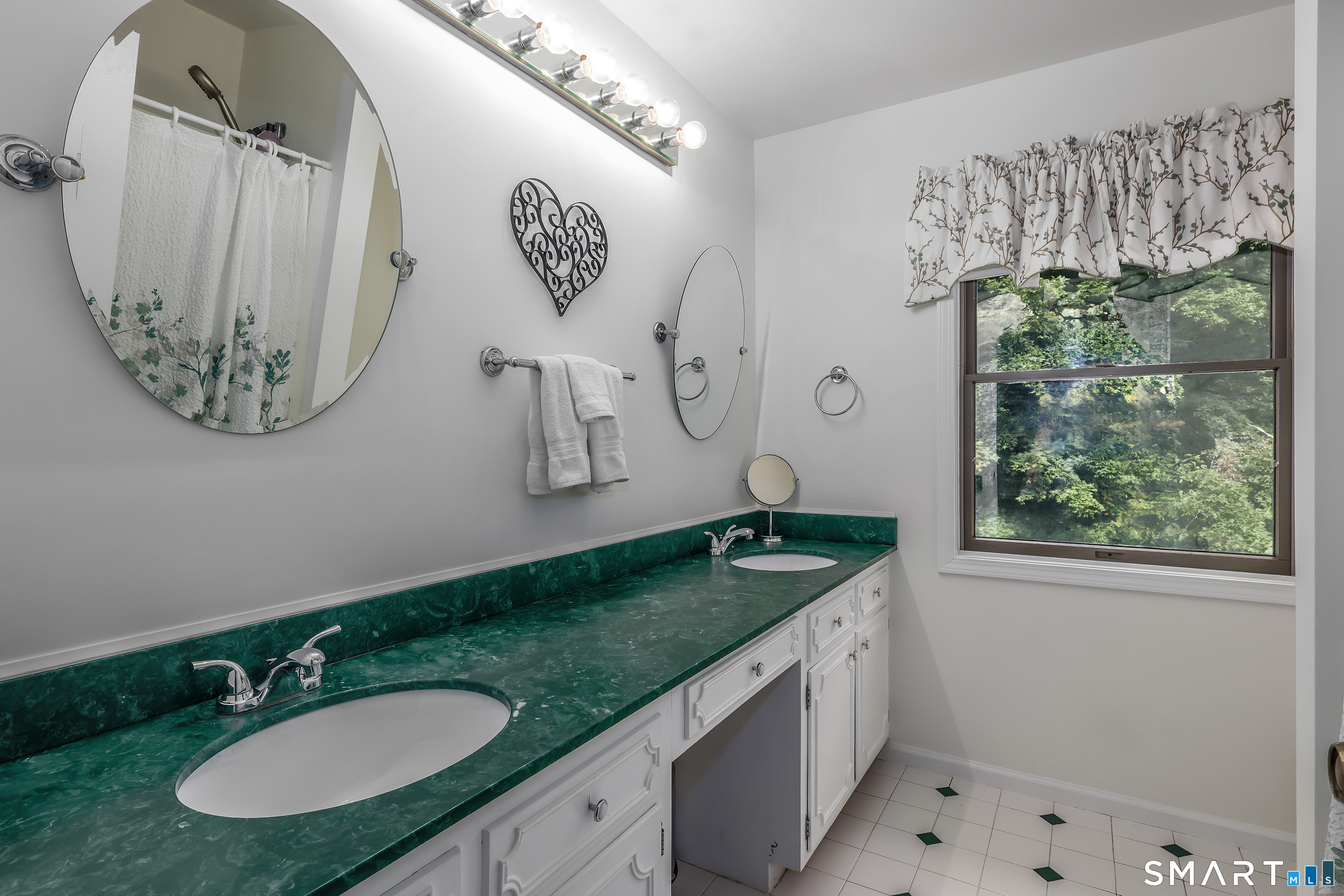 33 Brookwood Drive Newtown CT 06470