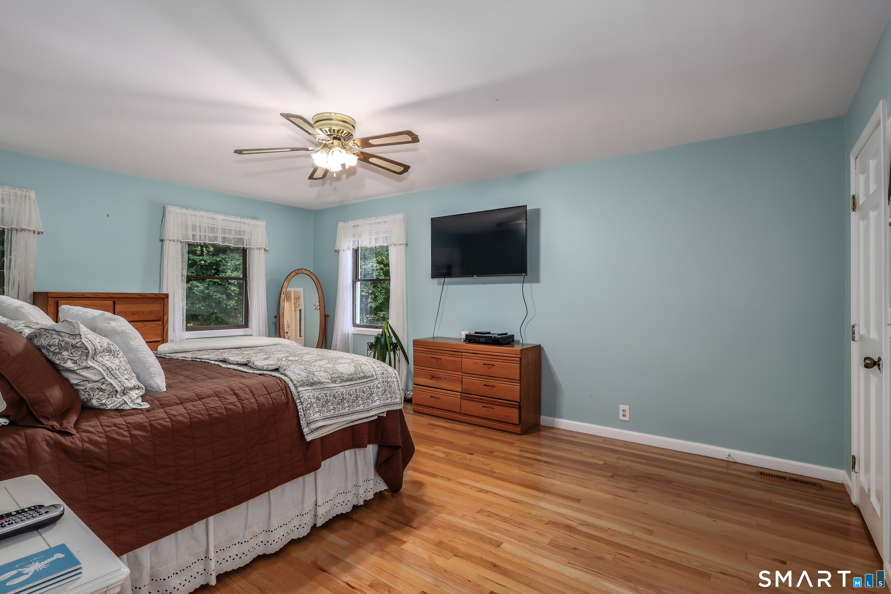 33 Brookwood Drive Newtown CT 06470