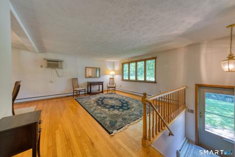 6 Blueberry Circle Ellington CT 06029