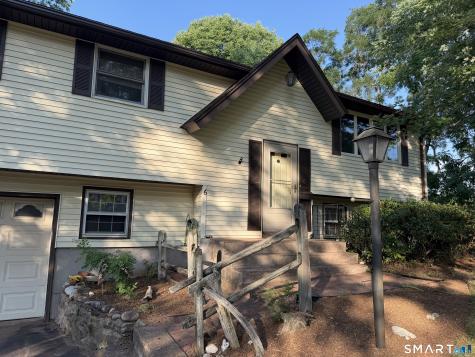 6 Blueberry Circle Ellington CT 06029