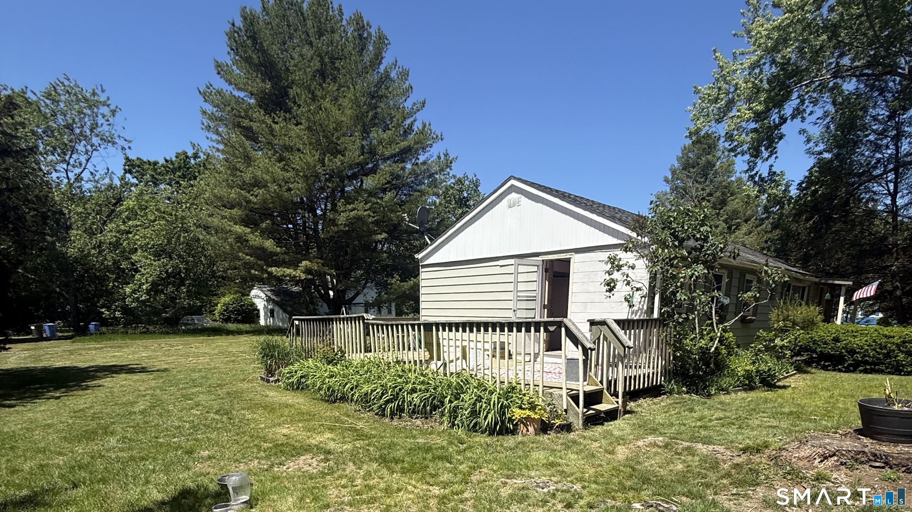 63 Evergreen Park Clinton CT 06413