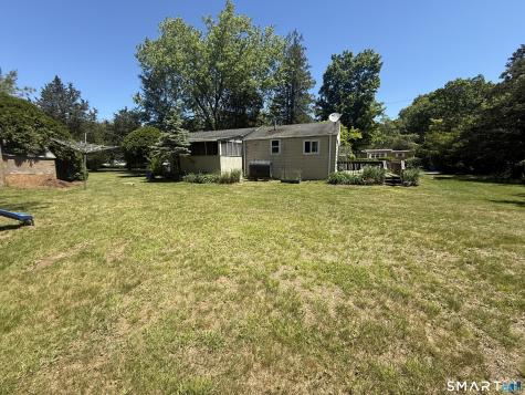 63 Evergreen Park Clinton CT 06413