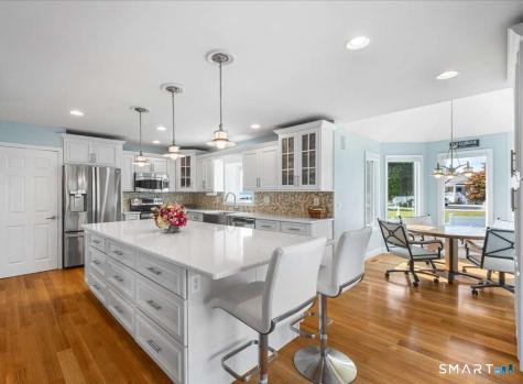 4 Sheffield Cove Road Old Saybrook CT 06475