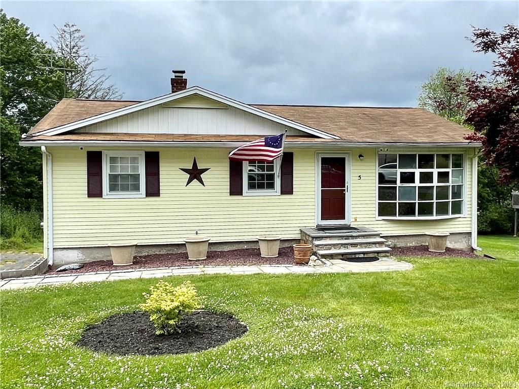 5 Curtis Avenue New Fairfield CT 06812