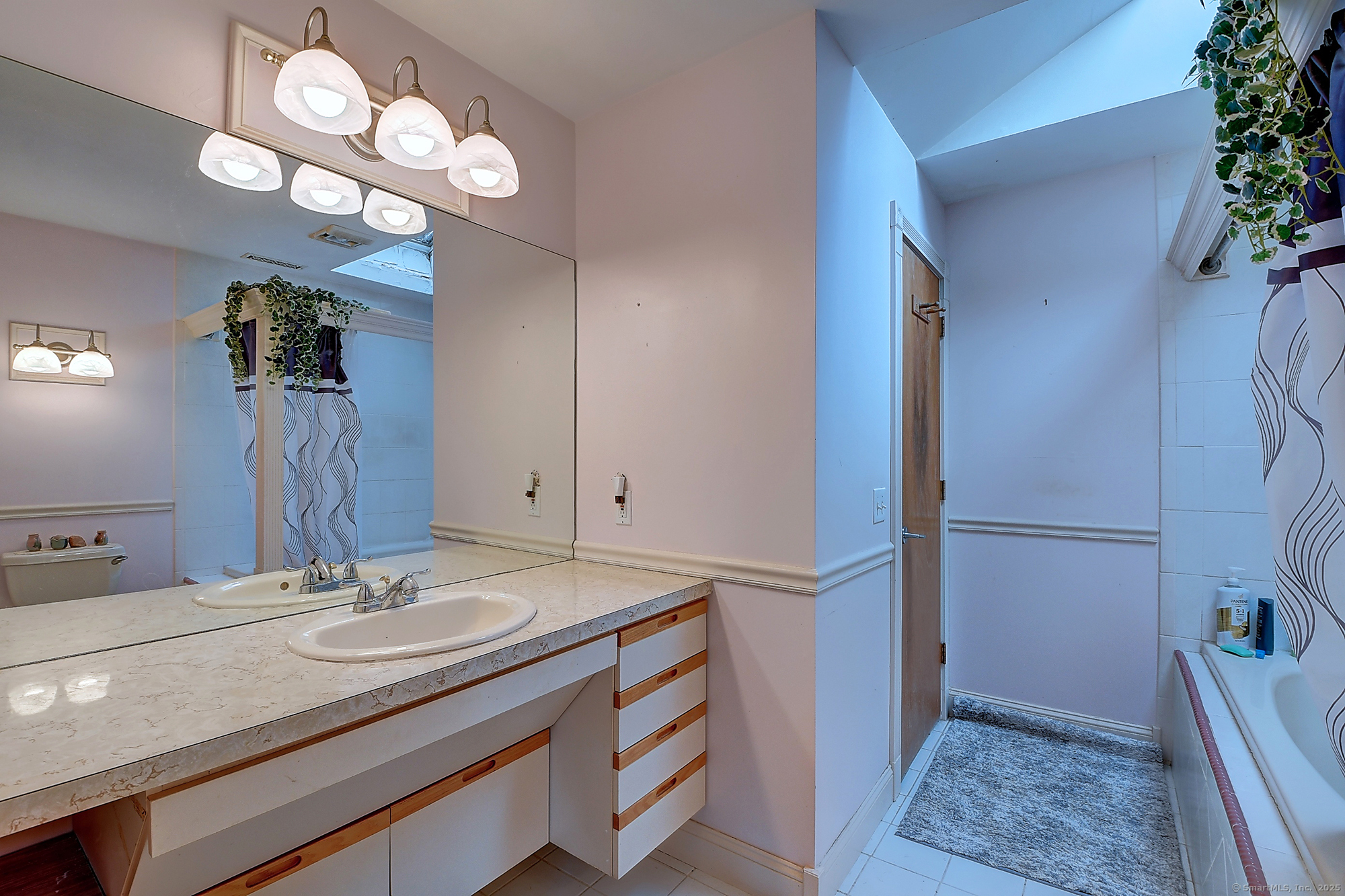 35 Weekeepeemee Road Bethlehem CT 06751