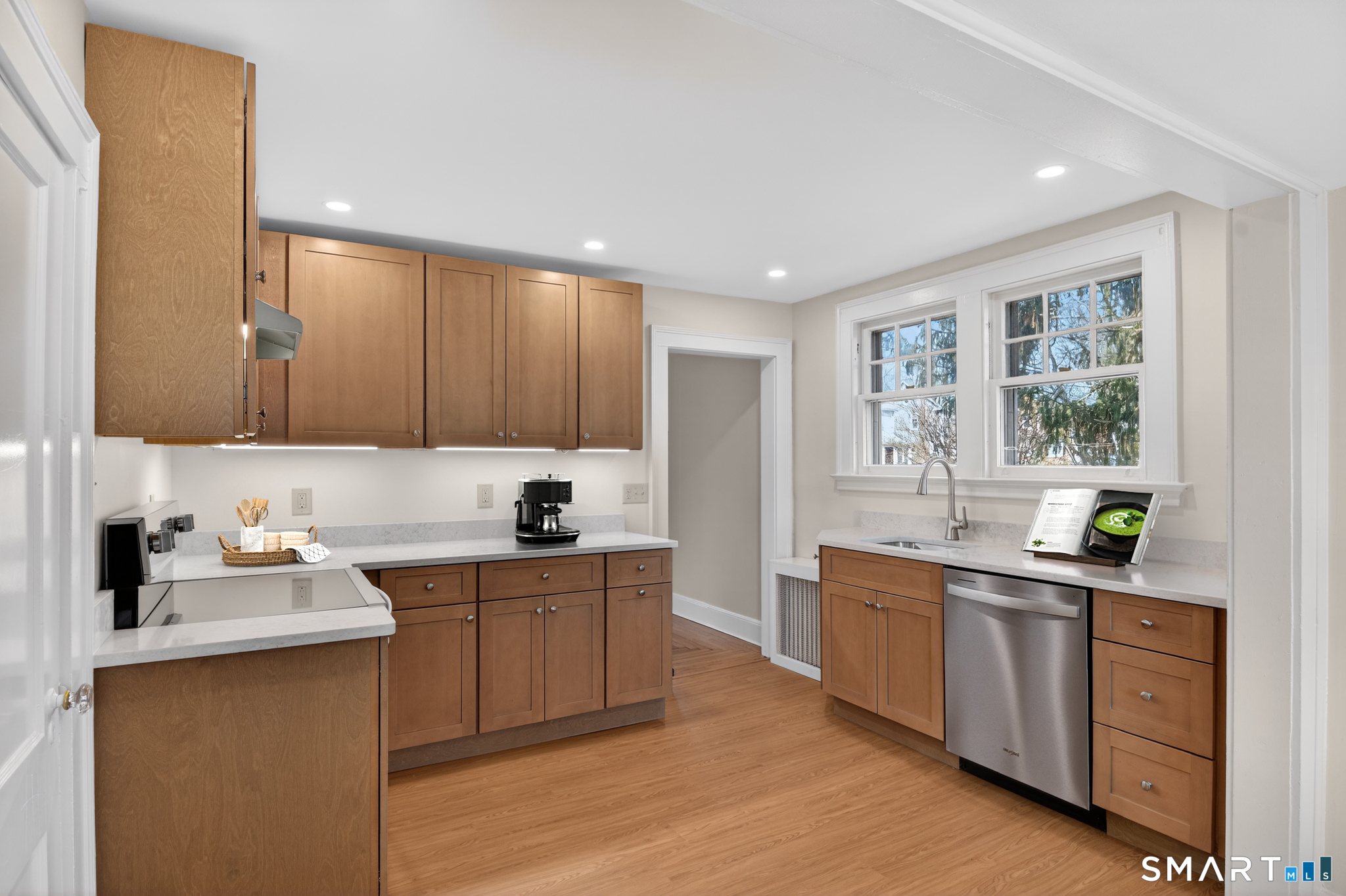 49 Seaview Avenue West Haven CT 06516