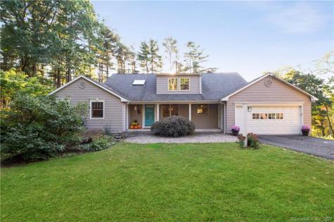 595 Huckleberry Hill Road Avon CT 06001