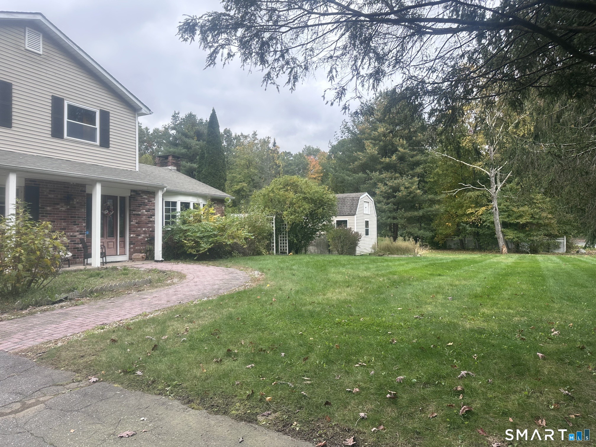 12 Bears Hill Road Newtown CT 06470