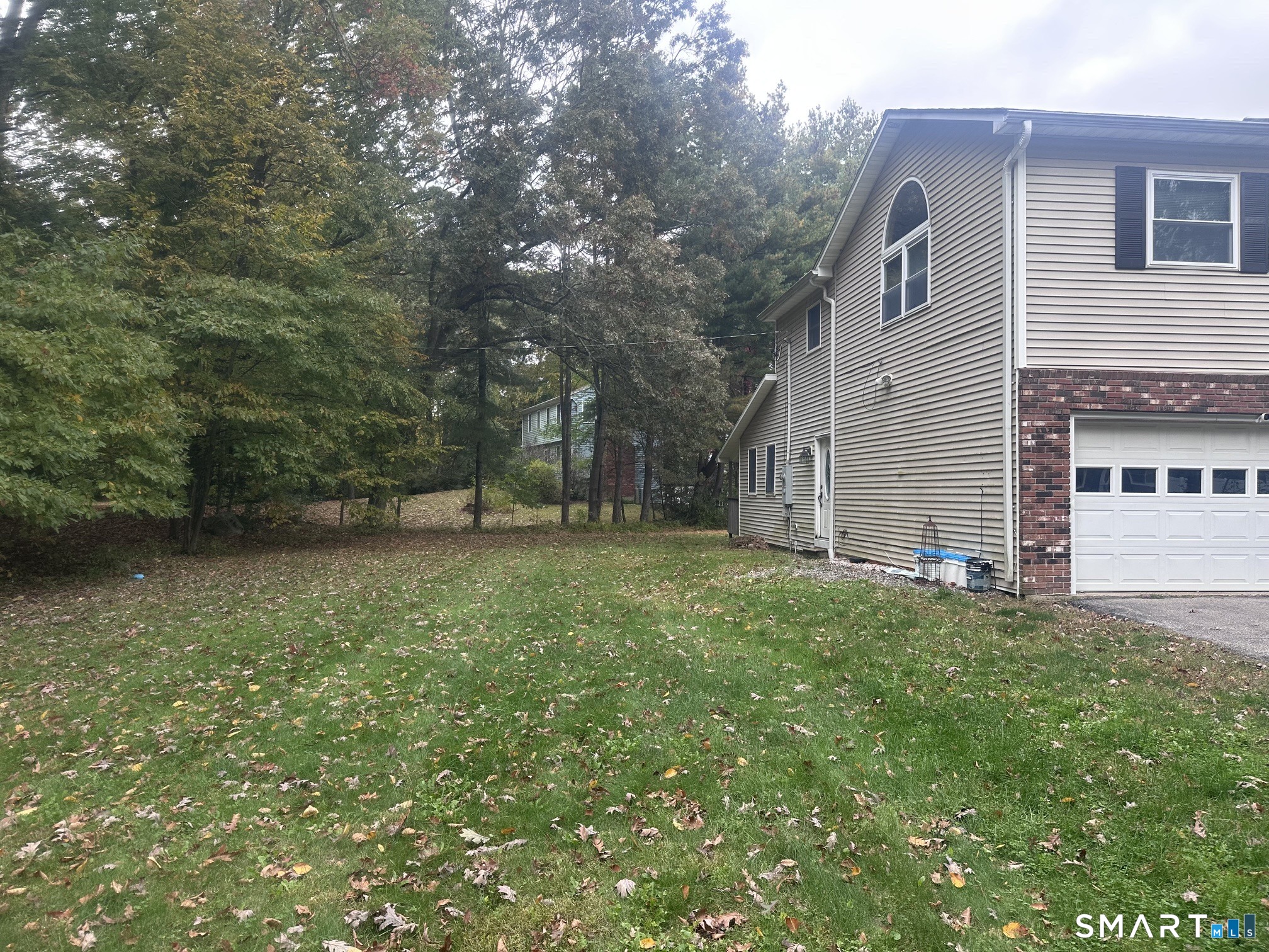 12 Bears Hill Road Newtown CT 06470