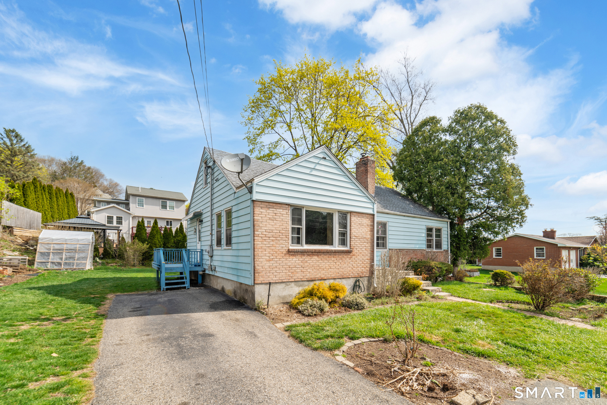 7 Hamburg Street Shelton CT 06484