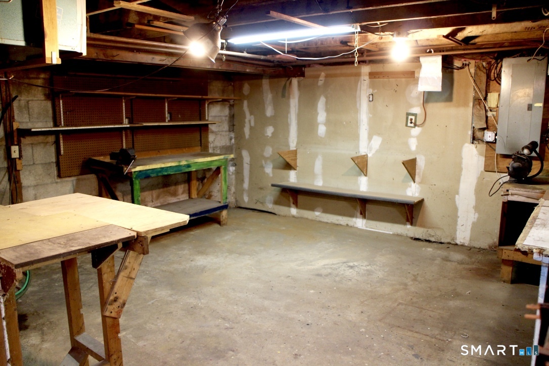 7 Hamburg Street Shelton CT 06484