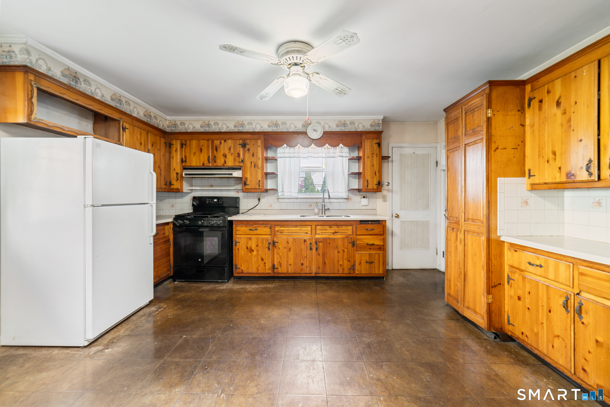 7 Hamburg Street Shelton CT 06484