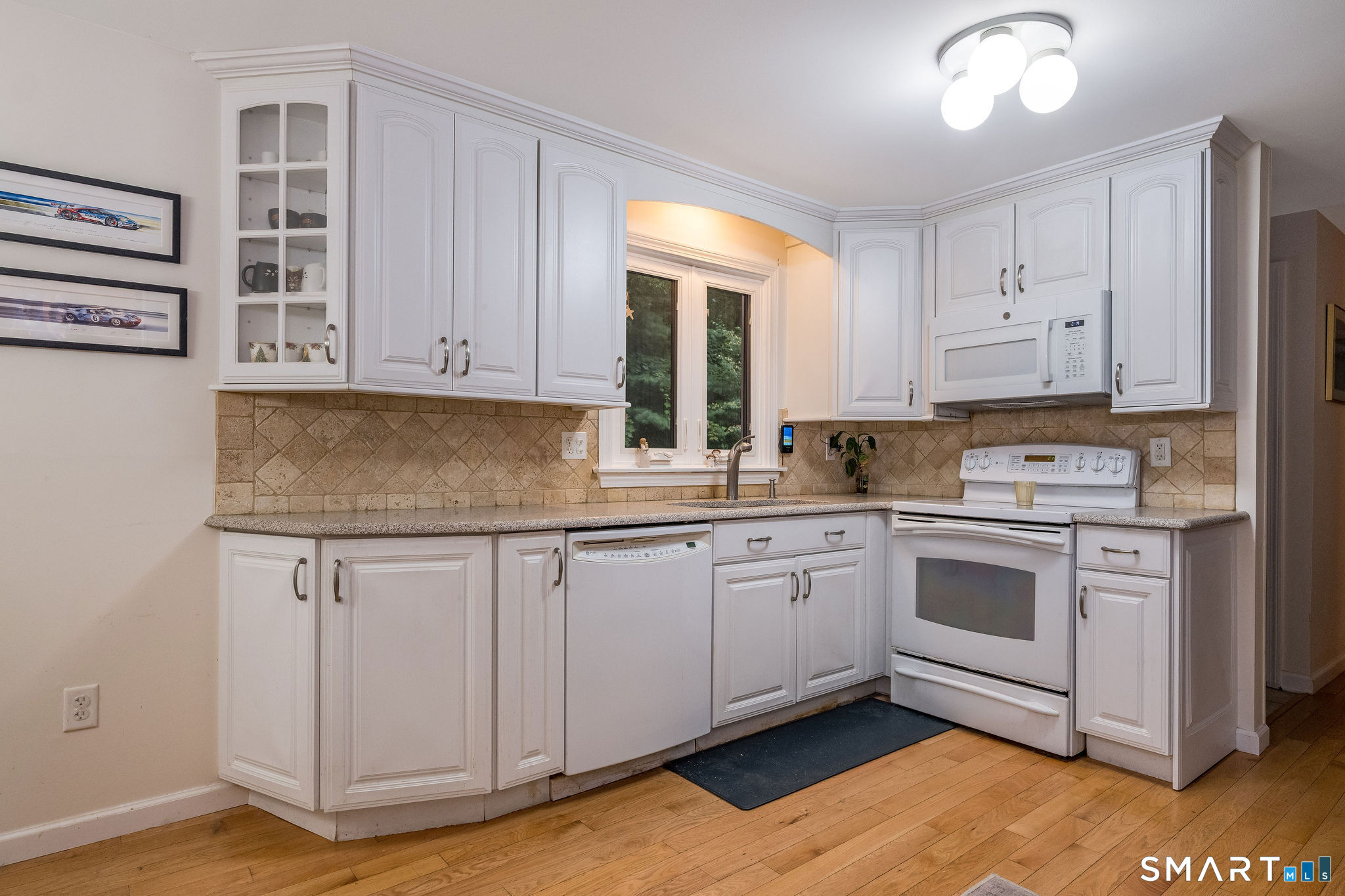 98 Pond View Circle Guilford CT 06437
