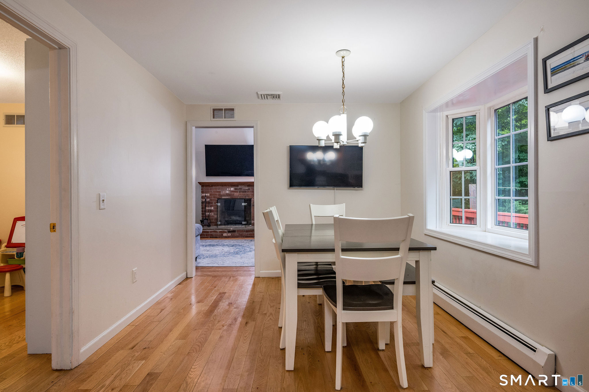 98 Pond View Circle Guilford CT 06437