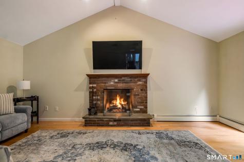 98 Pond View Circle Guilford CT 06437