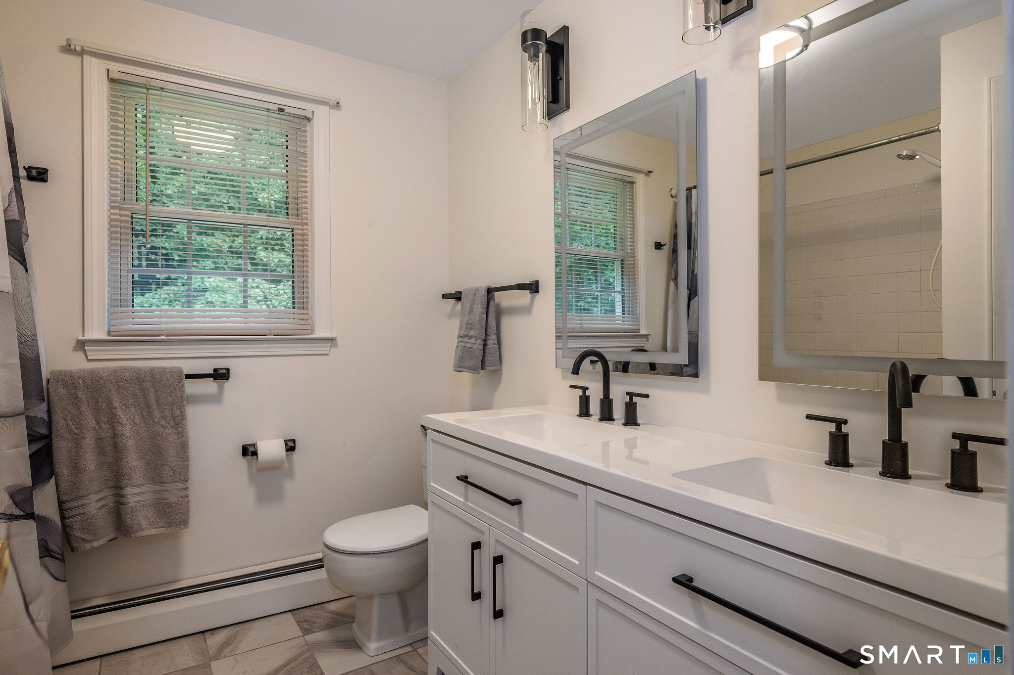 98 Pond View Circle Guilford CT 06437