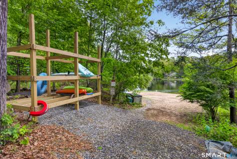 98 Pond View Circle Guilford CT 06437