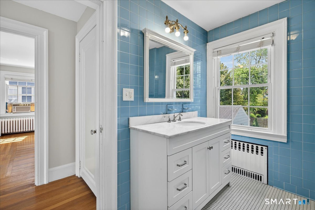 34 Norris Street Hamden CT 06517