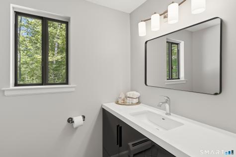 1 Fairfield Lane Simsbury CT 06070