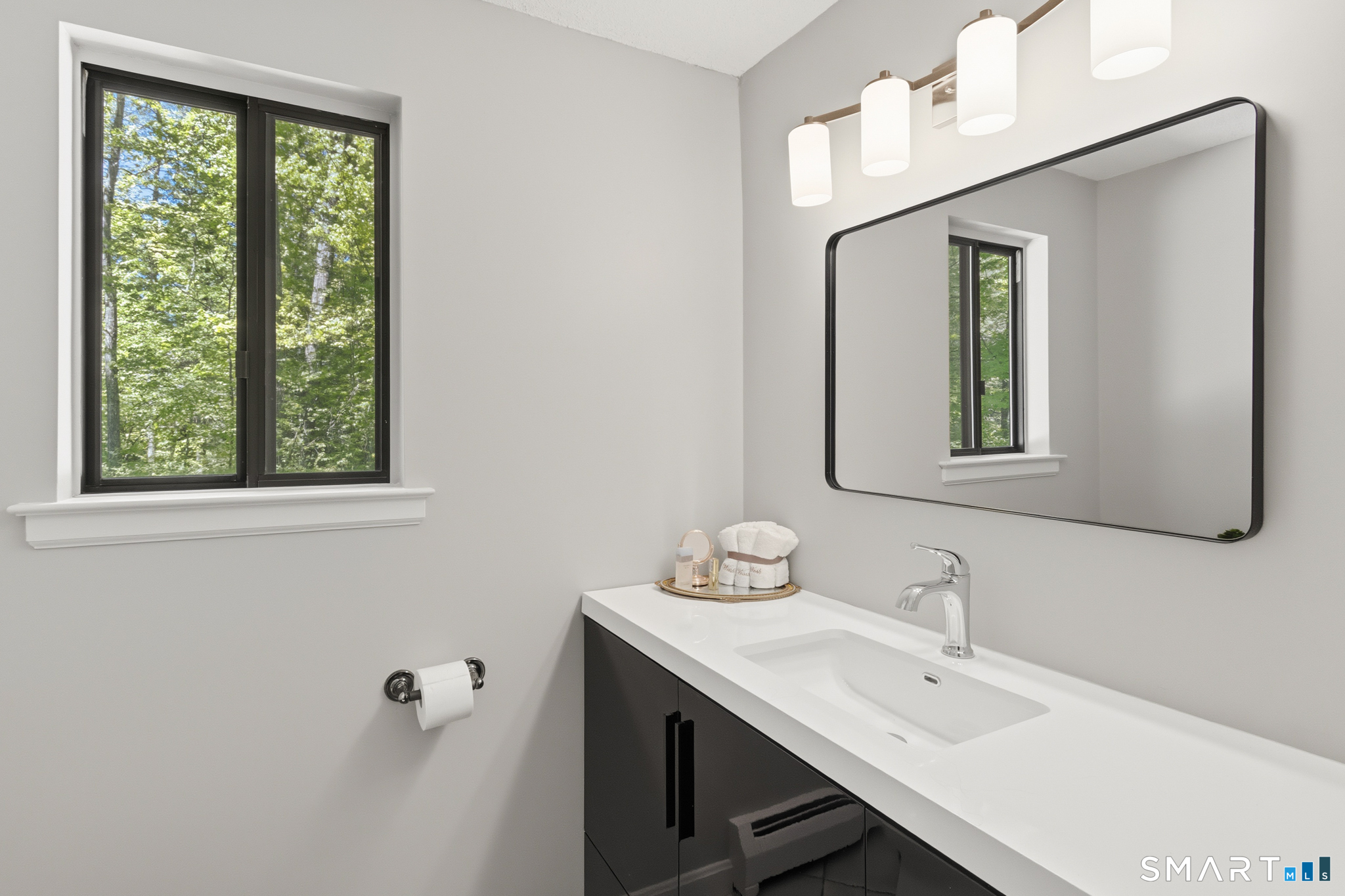 1 Fairfield Lane Simsbury CT 06070