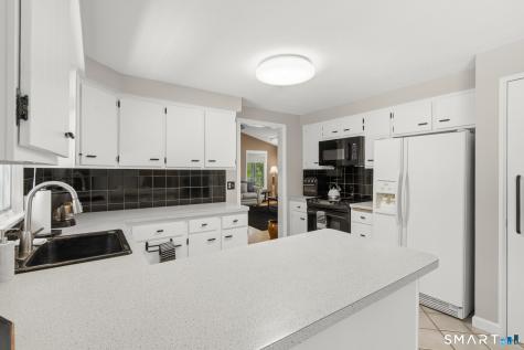 1 Fairfield Lane Simsbury CT 06070