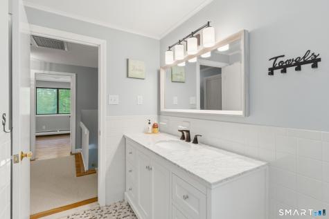 1 Fairfield Lane Simsbury CT 06070