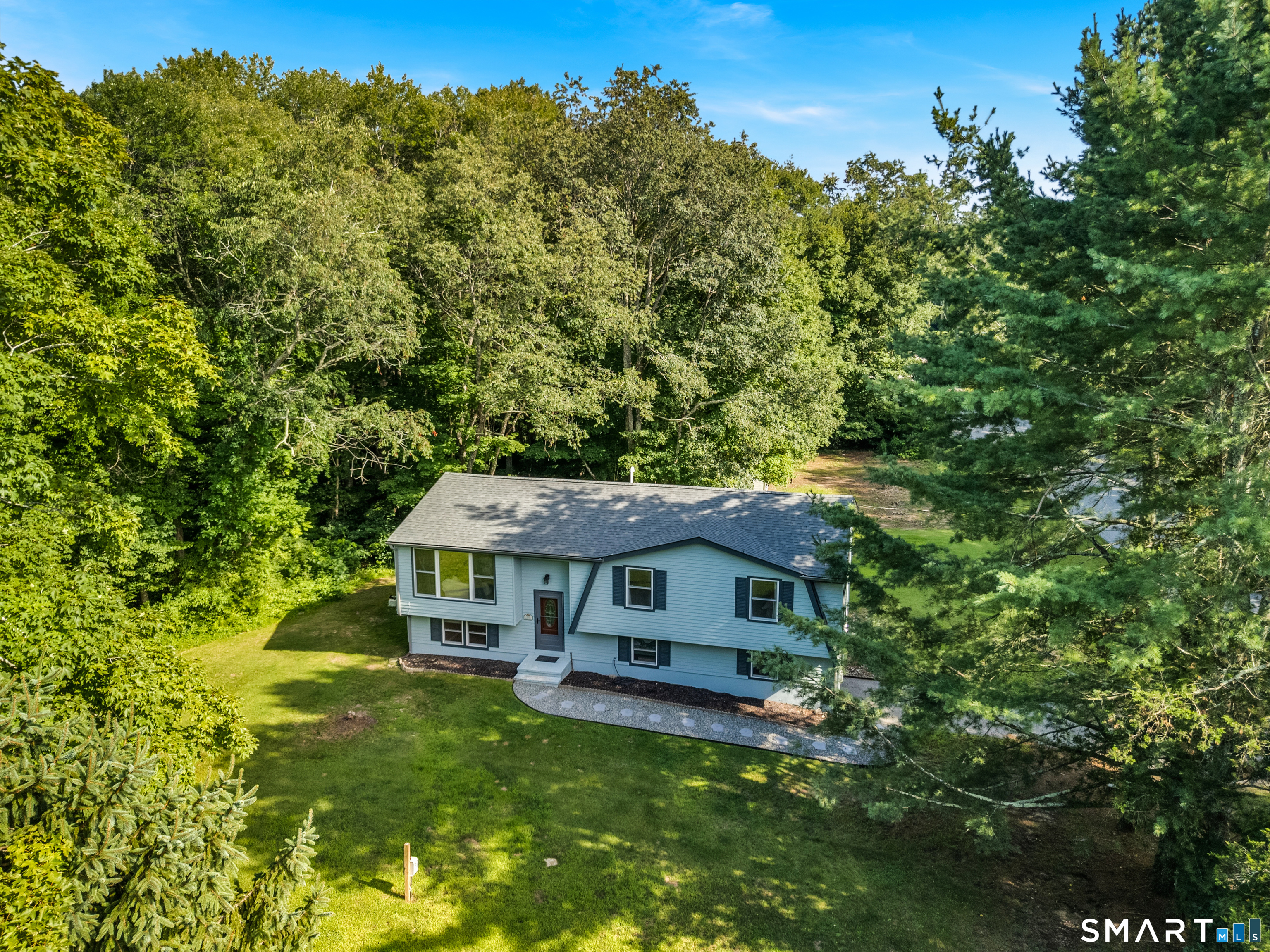 1018 Grassy Hill Road Montville CT 06370