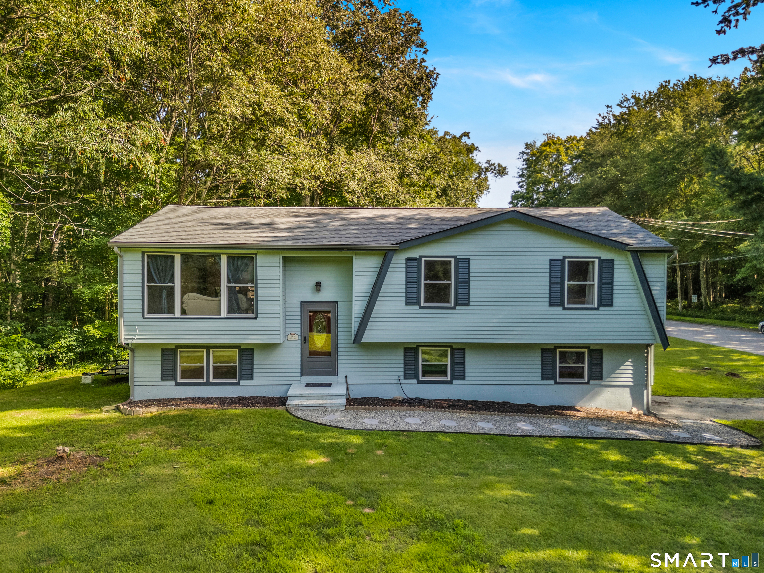 1018 Grassy Hill Road Montville CT 06370