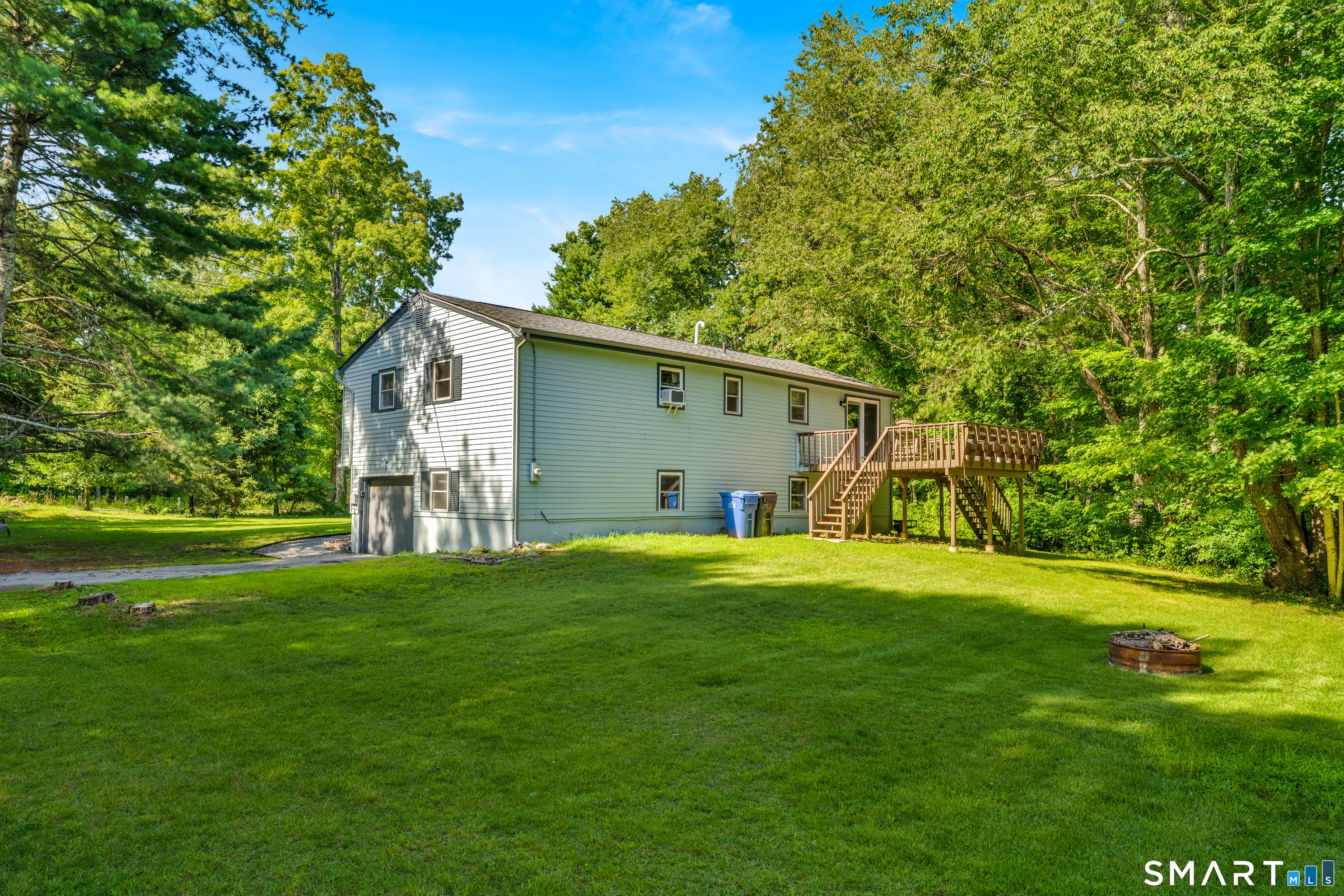 1018 Grassy Hill Road Montville CT 06370